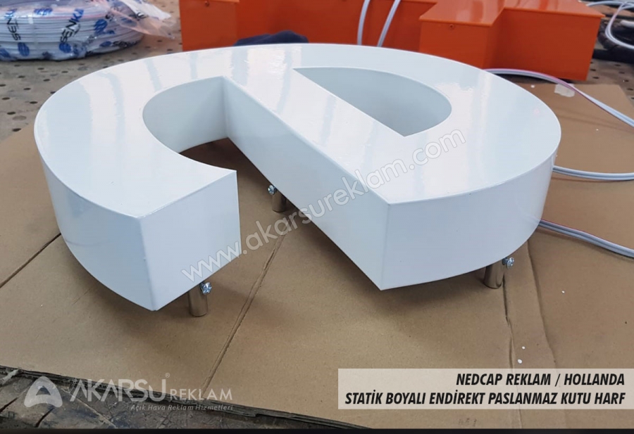 Nedcap Reklam / Hollanda - Statik Boyalı Endirekt Paslanmaz Kutu Harf Çalışması